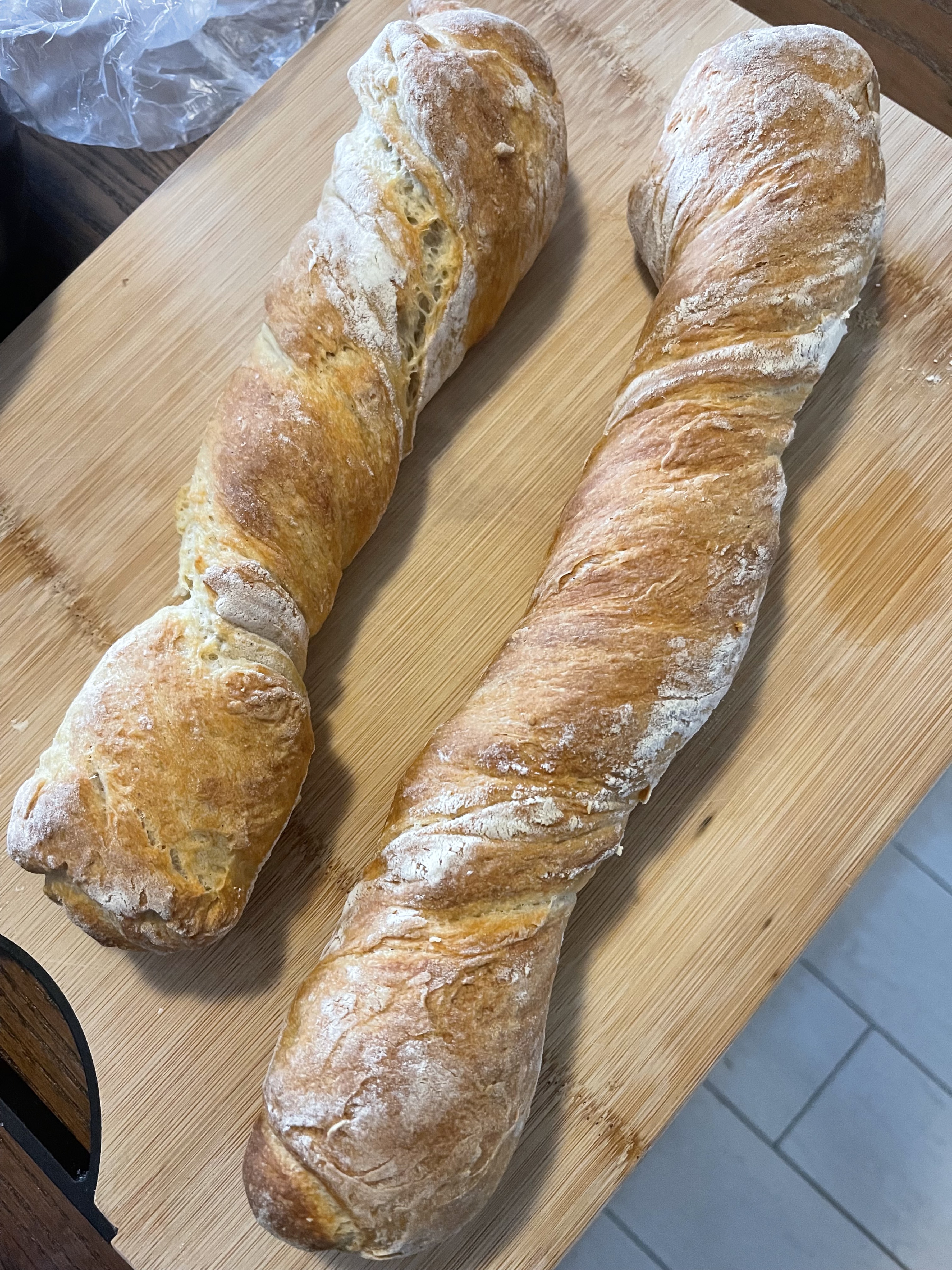 Heimat im Ofen: Österreichisches Zwirbelbrot für die ganze Familie